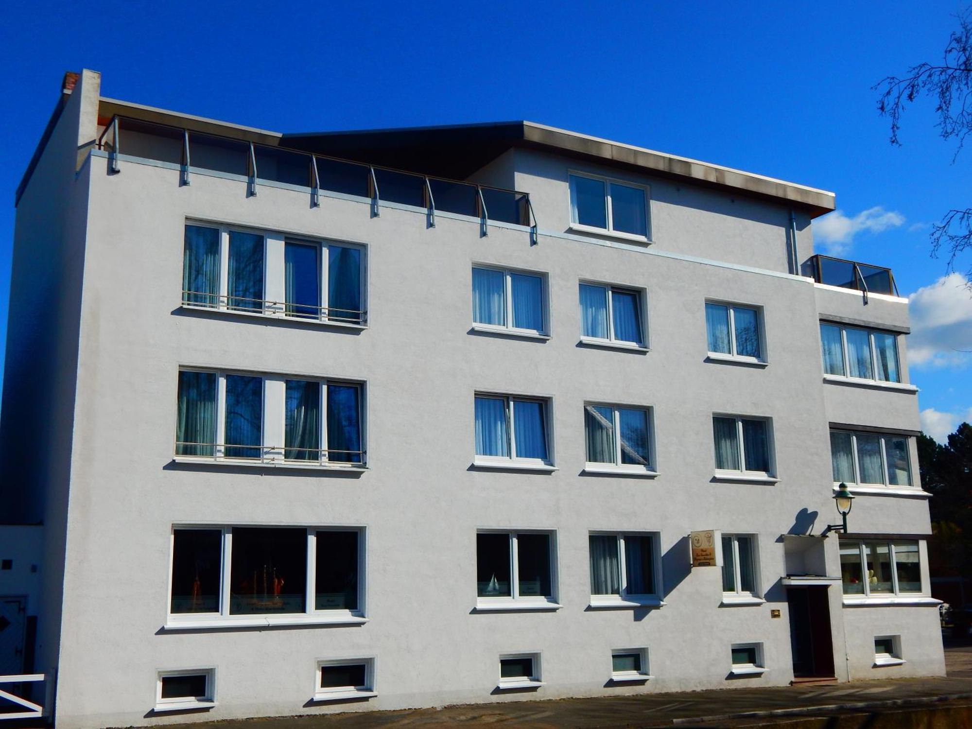 Hotel Zur Seerobbe Куксхавен Екстериор снимка